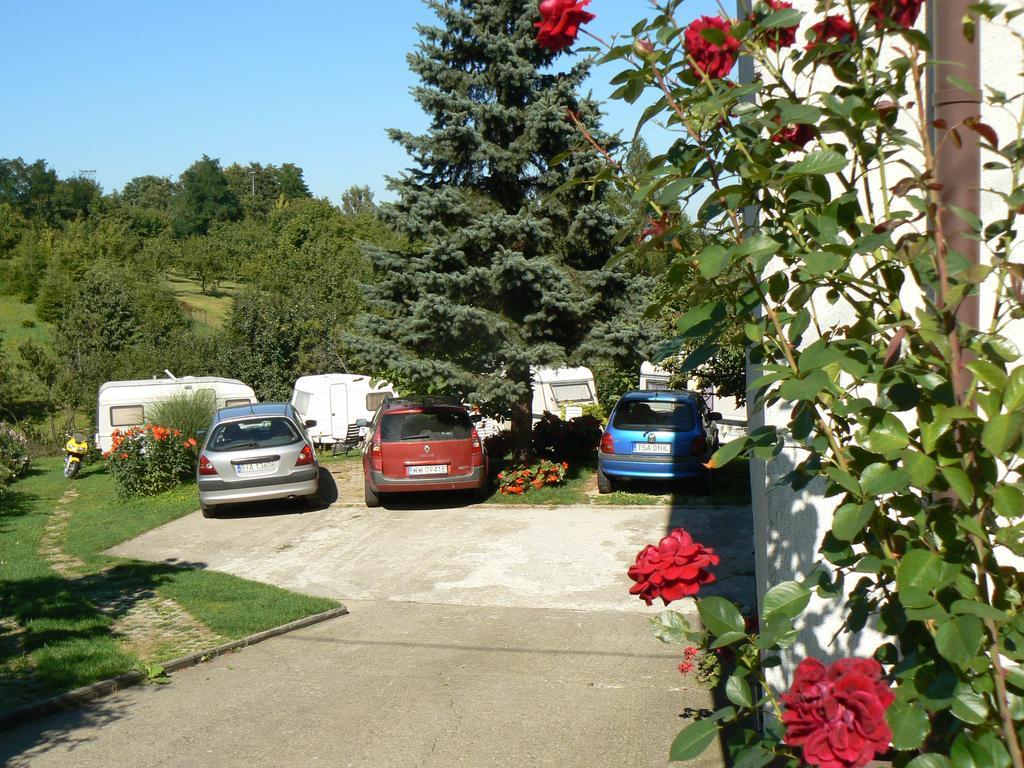 Auto-Chatka Sandomierz Exterior foto